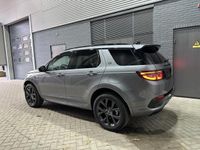 tweedehands Land Rover Discovery Sport P300e R-Dynamic SE | ACC | BLIS | Leder | Camera | Trekhaak | 20 Inch