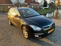 tweedehands Hyundai i30 CW 1.6i Dynamic Business