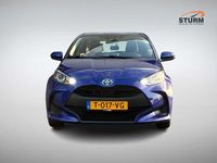 Occasion Toyota Yaris Hybrid Active 116 PK (85 kW) 2023 Blauw (metallic) Hatchback