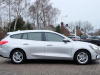 tweedehands Ford Focus Wagon 1.0 EcoBoost Hybrid Trend Editio