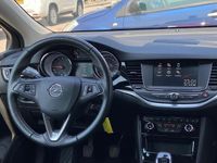 tweedehands Opel Astra Sports Tourer 1.2 Blitz Edition | Navi | Clima | Winterpakket | Cruise | PDC | Carplay ( Vestiging - Nieuwegein )