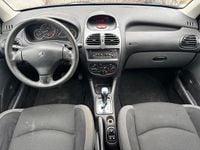 Occasion Peugeot 206 Griffe 109 PK (80 kW) 2006 Grijs Hatchback
