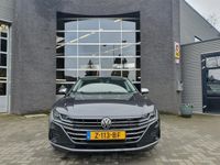 tweedehands VW Arteon 1.4 TSI eHybrid R-Line Elegance, wegdraaibare trekhaak, camera, panodak.