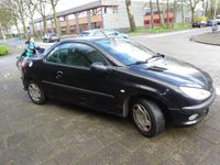 tweedehands Peugeot 206 CC 1.6-16V met jaar APK dak gaat nietopen