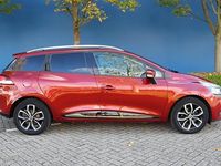 Occasion Renault Clio GrandTour Zen 90 PK (66 kW) 2017 Rood Stationwagen