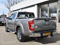 tweedehands Nissan King Navara 2.3 dCi N-ConnectaCab Climate controle Navigatie Achteruitrijcamera Trekha