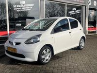 tweedehands Toyota Aygo 5-Deurs 1.0-12V Radio/CD, ABS, Stuurbekr.