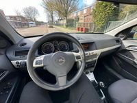 tweedehands Opel Astra 1.6 Temptation Wagon Airco Cruise Trekhaak