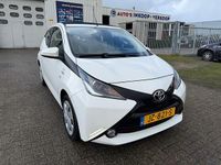 Occasion Toyota Aygo X-wave 69 PK (50 kW) 2016 Wit Hatchback