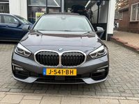 Occasion BMW 118 Executive 140 PK (102 kW) 2020 Grijs Hatchback