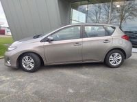 Occasion Toyota Auris Hybrid 99 PK (72 kW) 2013 Bruin (metallic) Hatchback