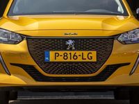 Occasion Peugeot e-208 Active 100 kW (136 PK) 2022 Geel Hatchback