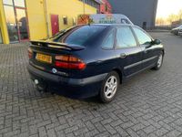 tweedehands Renault Laguna 3.0-24V V6 RXT Automaat Blauw 1999 Airco