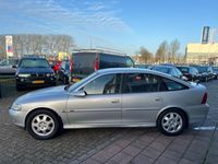 tweedehands Opel Vectra 1.8-16V CDX - Automaat - Xenon - Clima