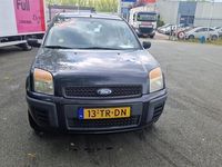 tweedehands Ford Fusion 1.4-16V Champion