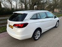 Occasion Opel Astra Business Elegance 131 PK (96 kW) 2021 Wit Stationwagen