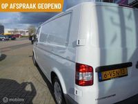 tweedehands VW Transporter 2.0 TDI L2H1 Baseline