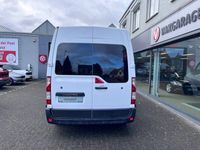 tweedehands Renault Master T33 2.3 dCi L2H2