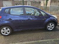 Occasion Kia Venga 90 PK (66 kW) 2010 Blauw Hatchback