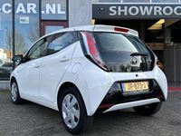 tweedehands Toyota Aygo 1.0 VVT-i x-play*Automaat*Camera*Cruise*NAP!