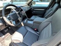 tweedehands Land Rover Discovery 3.0 D250 R-Dynamic SE / Grijs Kenteken / Luchtvering