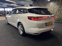 Occasion Renault Mégane GrandTour Zen 102 PK (75 kW) 2020 Wit Stationwagen