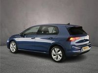 Occasion VW Golf VIII Edition 204 PK (150 kW) 2025 Blauw Hatchback