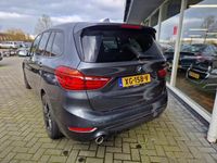 tweedehands BMW 218 2-SERIE GRAN TOURER BWJ 2019 i Executive Automaat NAVI / CAMERA / SPORTSTOEL / CLIMA / CRUISE / PARKEERSENSOREN /