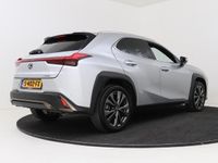 tweedehands Lexus UX 250h 2WD F Sport Line | Elektrische stoelen | Sunroof |