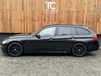 tweedehands BMW 320 3-SERIE Touring i High Executive Pano Leer CarPlay