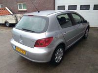 tweedehands Peugeot 307 1.4 XR 5 deurs