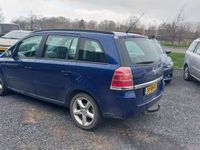 tweedehands Opel Zafira 2.2 Enjoy 7 persoons, ketting hoorbaar, alleen han