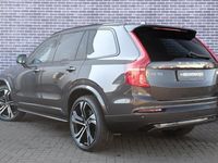 tweedehands Volvo XC90 T8 Recharge AWD Ultimate Dark Long Range | Luchtvering | Trekhaak | Head-up Display | 360° Camera | Panoramadak | Google Maps