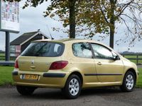 tweedehands Peugeot 307 1.6-16V Gentry * Airco * Leder * KOOPJE! *