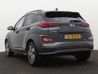 tweedehands Hyundai Kona EV Premium 64 kWh 100%EV *€2.000,- SUBSIDIE* / Nav