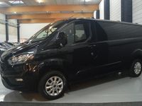 tweedehands Ford 300 TRANSIT CUSTOM2.0 TDCI L2H1 Limited Dubbele Cabine // AIRCO // CRUISE // TREKHAAK // DAKDRAGERS //
