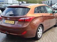 tweedehands Hyundai i30 Wagon 1.6 GDI Business Edition Navigatie, Climate control, Trekhaak, Parkeersensoren