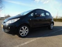 Occasion Mitsubishi Colt 95 PK (69 kW) 2006 Zwart Hatchback