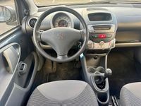 Occasion Peugeot 107 68 PK (50 kW) 2007 Grijs Hatchback