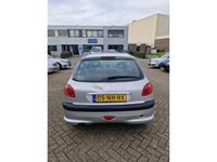 tweedehands Peugeot 206 1.4 XR