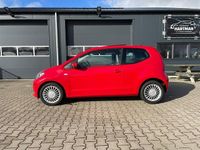 Occasion VW up! high up! 75 PK (55 kW) 2012 Rood Hatchback