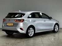 tweedehands Kia Ceed 1.6 CRDi DynamicLine /CAMERA! /XENON! /Apple + Android /DAB+! /Lane Assist /Navi /Climat /Cruise /Elek. pakket /Bluetooth /Regensensor /PDC /LED Dagrijverl.