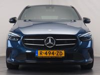 tweedehands Mercedes B200 Premium Plus | Noodremassistent | Stoelverwarming | Navigatie | Achteruitrijcamera | Cruise Control | Grootlichtassistent | Parkeersensoren voor- en achter |