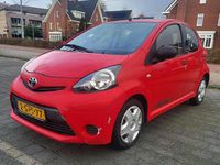 Occasion Toyota Aygo 68 PK (50 kW) 2013 Rood Hatchback