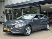 tweedehands Volvo V60 1.6 T3 Momentum / 2013 / Navi / Automaat / Cruise