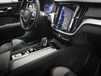 tweedehands Volvo V60 2.0 B4 R-Design | LED | ACC | NAVIGATIE | BLIS | DAB | CAMERA | 18" | DEALER OND