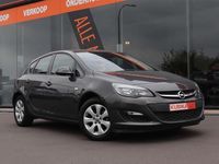 tweedehands Opel Astra 1.4i Enjoy Navi CruiseC ParkS Garantie*