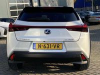 tweedehands Lexus UX 250h Preference Line