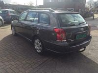 tweedehands Toyota Avensis 2.0 D4d-f Linia Terra Airco Exportprijs