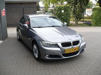 Occasion BMW 318 2010 Grijs (metallic) Sedan
